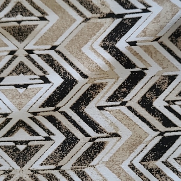 JM Collection Brown, Tan & Cream Chevron Print Wide Leg Pants size Large - Picture 5 of 9